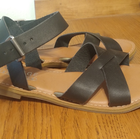 3/$15 Rampage Sandals - Picture 3 of 4